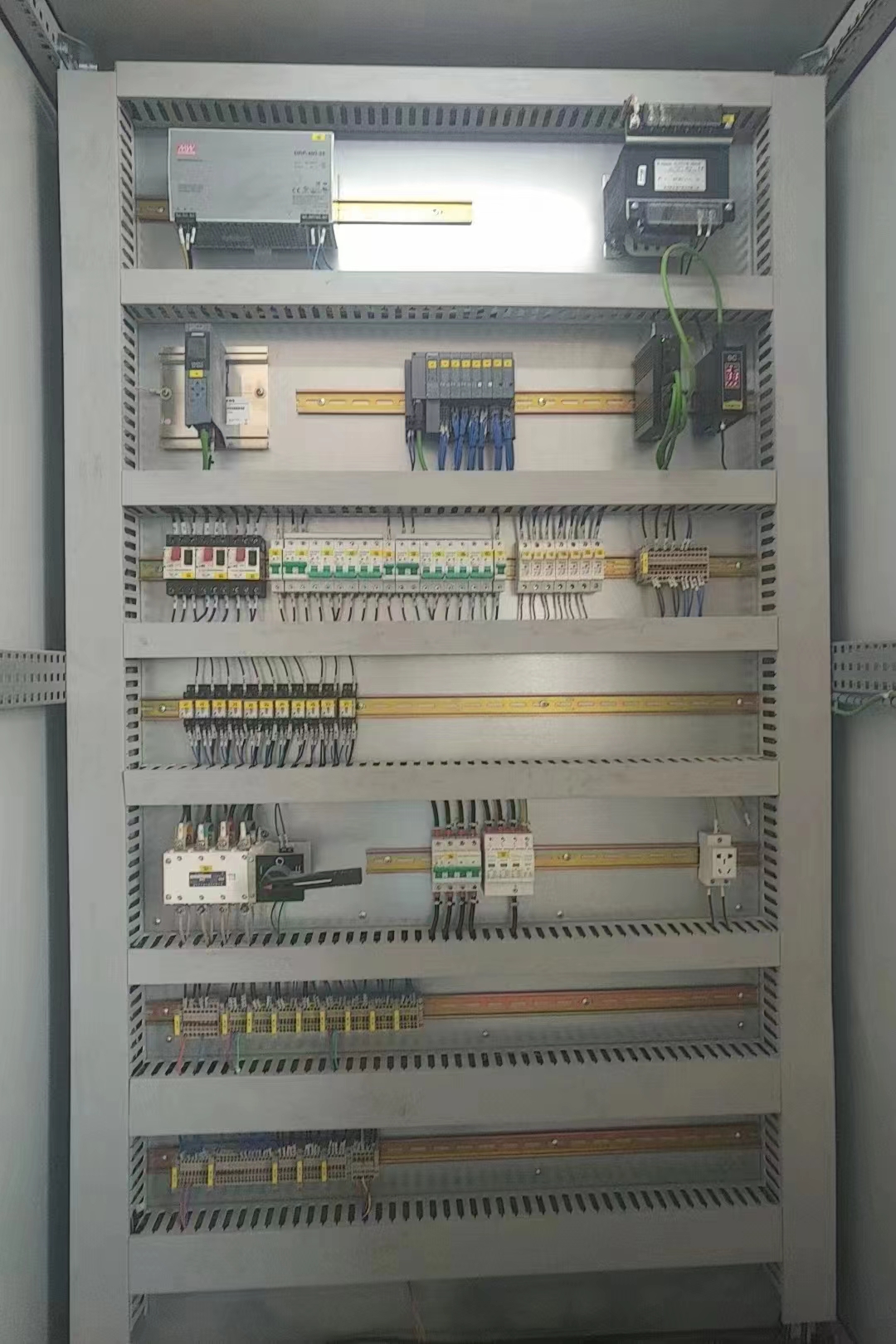 濟(jì)寧電子控制柜